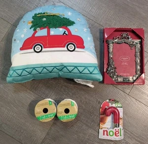 Lot Of 5 Various Christmas Holiday Items Pillow Picture Frame Ribbon Tea Infuser - Picture 1 of 11