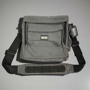 Bolso acolchado para cámara vintage KIWI, multi bolsillo color gris 11 x 11 x 4 - Imagen 1 de 11