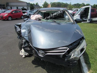 Toyota Corolla 2016 cabina caja de fusibles Foto 1 de 4