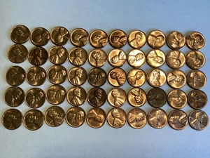 1960 D Lincoln Cent "SKIRTED R" die chip Uncirculated Roll Free Shipping A94 - Picture 1 of 3