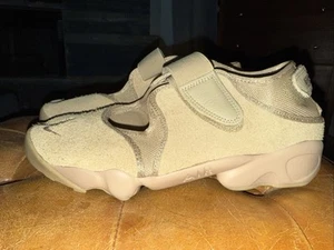 New Nike Air Rift Parachute Beige Hemp HQ1474-200 Women's 12 Men’s 10.5 - Picture 1 of 9