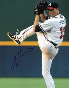 Tim Hudson Autographed Signed 8x10 Photo Atlanta Braves SKU #245680 - Picture 1 of 1