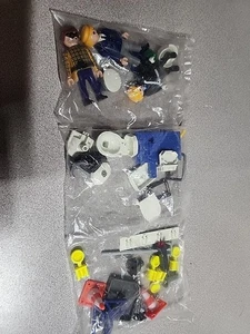 3 neue Tüten Playmobil Personen und Extras - Bild 1 von 4