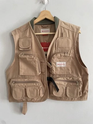 NWT Redington Blackfoot River Fishing Tan Vest S/M - Image 1 of 4