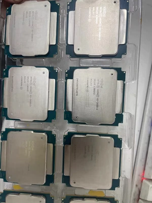 Procesador Intel Xeon E5-2698 v3 16 núcleos | 40 MB de caché | 135 W  Foto 1 de 3