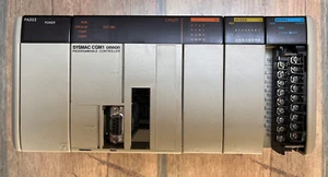 Omron Sysmac CQM1 CPU21 - PLC con modulo analogico - Foto 1 di 3