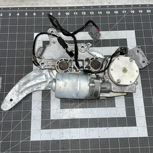 Cadillac SRX GMC Acadia Rear Lift Tail Gate Hatch Motor Actuator Assembly - Picture 1 of 10