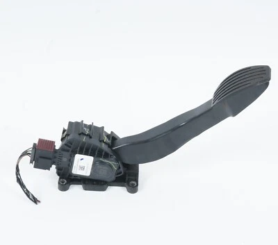 2012 - 2017 FIAT 500 GAS PEDAL ACCELERATOR 68073429AB OEM - Image 1 of 4