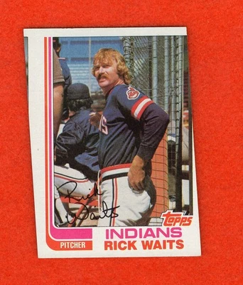 1982 Topps Rick Waits MISCUT Card #573    FREE SHIPPING   Indians - Image 1 of 2