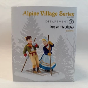 DEPT 56 LIEBE AUF DER PISTE, 4050905, Alpendorf Zubehör versiegelt - Bild 1 von 7