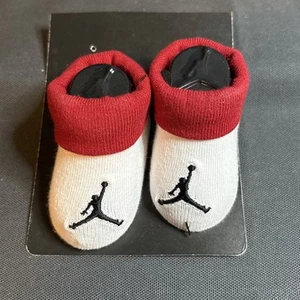 Nike Jordan Babyschuhe, Größe 0-6 Monate * Hinweis wurde als Paar verkauft, nur ein Set - Bild 1 von 3