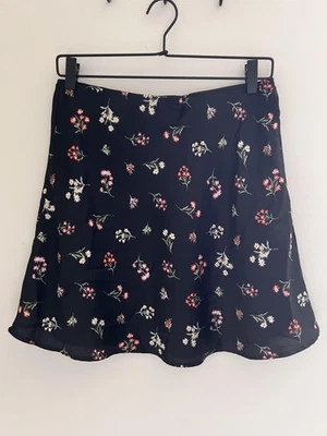 Y2K 90s Floral Mini Skirt Medium Satin Boho Whimsigoth Coquette Grunge Fairycore - Image 1 of 4