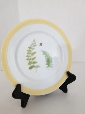 William Sonoma Summer Studies 7 3/4" Salad Dessert plate Fern Insect New Other  - Image 1 of 4