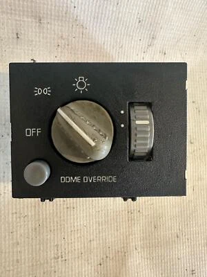 1995-99 SUBURBAN 1500 INTERRUPTOR DE FAROL USADO FABRICANTE DE EQUIPAMENTO ORIGINAL - Imagem 1 de 2