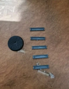 40k Vehicle Parts. Baneblade Name Plates X 5 - Picture 1 of 1