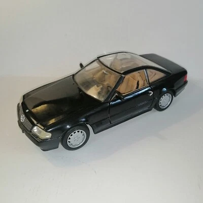 MERCEDES BENZ 500 SL REVELL SCALA 1/18 NO BOX - Immagine 1 di 4