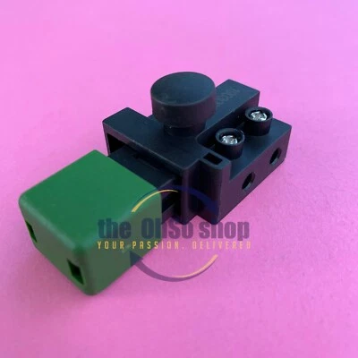 Genuine Flymo Rasenmäher Auf / / Aus Schalter,Hobervac,Chevron,Speedimo,Roller - Bild 1 von 3