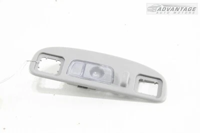 Chevrolet Equinox 2018-2021 techo trasero derecho cúpula lectura cortesía luz lámpara OEM Foto 1 de 4