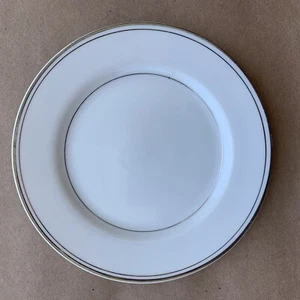 Simplicity Fine China Plate White/Silver Trim JAPAN 6 1/4 Inches Bread & Butter - Picture 1 of 3