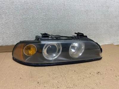 2001-2003 BMW E39 5 Series farol halogênio lateral direito do passageiro fabricante de equipamento original U8376 DW - Imagem 1 de 4