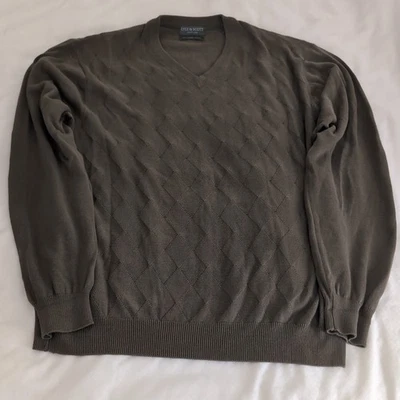 Lyle & Scott Scotland Men's 100% Cotton Knit V-Neck Sweater Olive Green |Argyle - Image 1 of 4