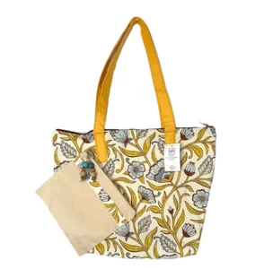 Beautiful Large Beach Tote bag, LargeTote Bag, Zipper Bag, bag with pouch - Picture 1 of 4