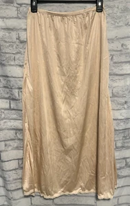 Cabernet Vintage Ivory Half Slip Nylon Lace Trim Size Medium - Picture 1 of 11