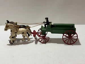 VINTAGE HUBLEY CAST IRON HORSE DRAWN GREEN WAGON 2 HORSES AND DRIVER - Picture 1 of 12