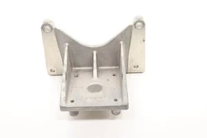 2014 - 2024 MASERATI GHIBLI 3.0L RWD TRANSMISSION MOUNT BRACKET OEM 670038976 - Bild 1 von 11