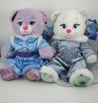 Novo com etiquetas Build A Bear Disney Frozen Anna & Elsa conjunto de pelúcia com vestidos de inverno BAB Fever - Imagem 1 de 4