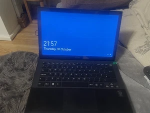 Sony VAIO SVP132A1CM Touchscreen  I7-4500U 1.80GHZ 4GB RAM 128GB SSD W8Pro - Picture 1 of 5