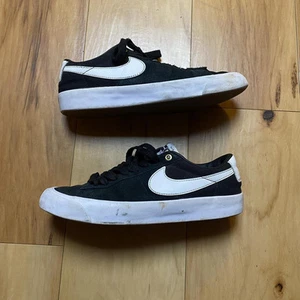 Nike Sb Zoom Blazer Low Pro Gt Black White - Size 7.5 Skateboarding Shoes - Picture 1 of 7