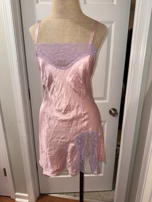 Vestido Victoria’s Secret Vintage Y2K Años 90 Rosa Y Púrpura Encaje Chemise Slip M Foto 1 de 4