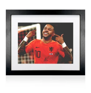 Foto enmarcada de Memphis Depay firmada de los Países Bajos - autógrafo de celebración - Imagen 1 de 4