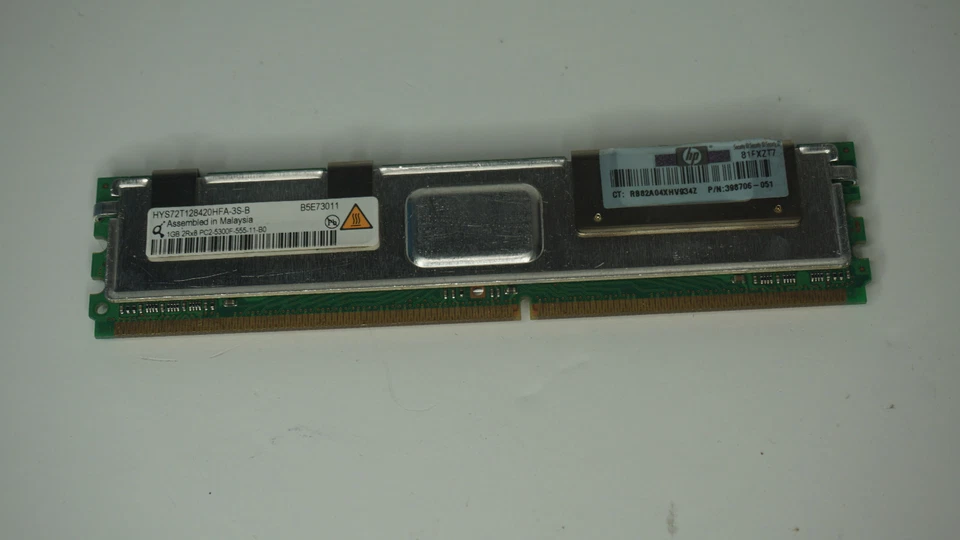Qimonda 1GB HYS72T128420HFA-3S-B PC2-5300F-555-11 B0 240Pin Server Memory - Image 1 of 1