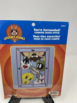 Kit de ponto cruz contado Looney Tunes You're Surrounded 51017 artes de lazer - Imagem 1 de 4