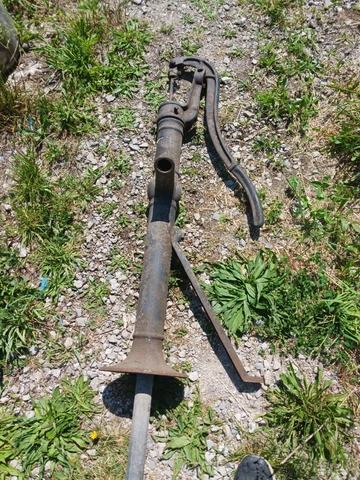 Rare Antique Red Cross Shallow Well Pitcher Pump Complete Cover