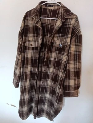 Gabardina a cuadros marrón talla XL simple Foto 1 de 4