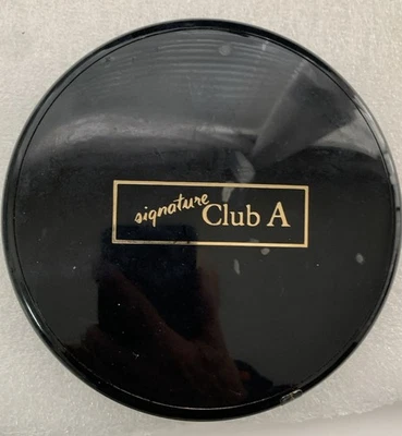 Polvo de acabado iluminador transparente Signature Club A Transparencies 1,2 oz Foto 1 de 4