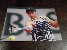 ASHLEIGH BARTY AUTOGRAPHED TENNIS 8X10 PHOTO W/COA