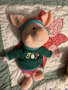 Brandneu mit Etikett Disney Ferkel "Freude" Weihnachtsfeiertag - Medium 14 Zoll Plüschtier  - Bild 1 von 8