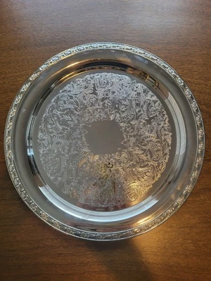 Bandeja redonda para servir vintage ONEIDA EE. UU. diseño ornamentado plateado 14" Foto 1 de 4