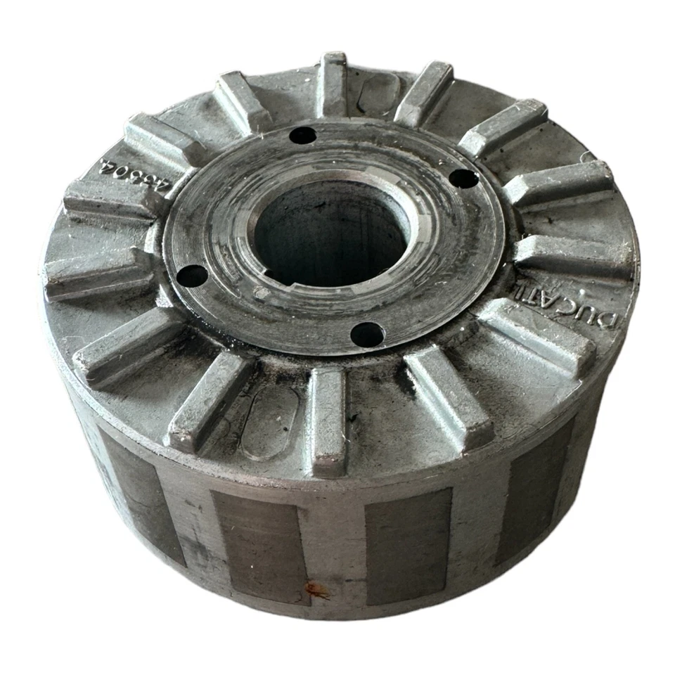 Rotor alternador Ducati 750 SuperSport OEM Foto 1 de 4