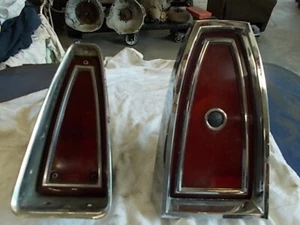 1965 MERCURY MONTERY, 4-DOOR BREEZEWAY PASS. REAR UPPER LOWER TAILS LIGHT, N-460 - Picture 1 of 9
