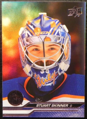 2023-24 23/24 Upper Deck SILVER FOIL #322 Stuart Skinner Edmonton Oilers - Image 1 of 2