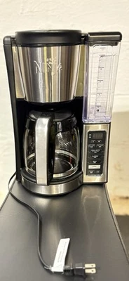 Cafetera programable Ninja de 12 tazas, 2 estilos de preparación, ajustable Plato caliente (leer) Foto 1 de 4
