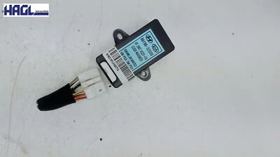 Centralina Relè 881963Z000 Hyundai I40CW 1.7 CRDI VF Station Wagon - Immagine 1 di 4