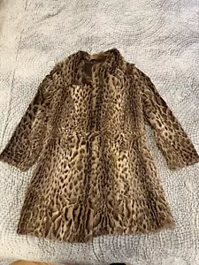 fur coat used - Picture 1 of 2