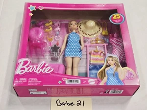 Barbie Doll Playset 25 Pieces Accessories Outfits Chair Couch HPL78 New In Box - Picture 1 of 9