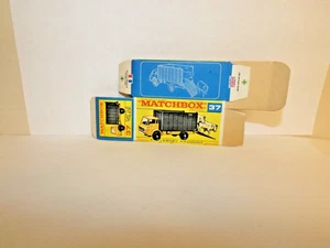 MATCHBOX REG. WHEEL NO. 37-C CATTLE TRUCK EMPTY 'F' TYPE BOX ONLY - Picture 1 of 2